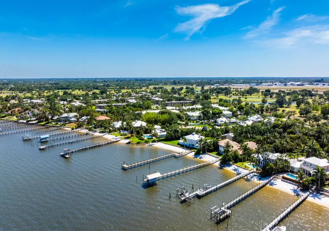 3rd image of 1600 Se Saint Lucie Blvd #205, Stuart, FL 34996 | MLS# B26028672