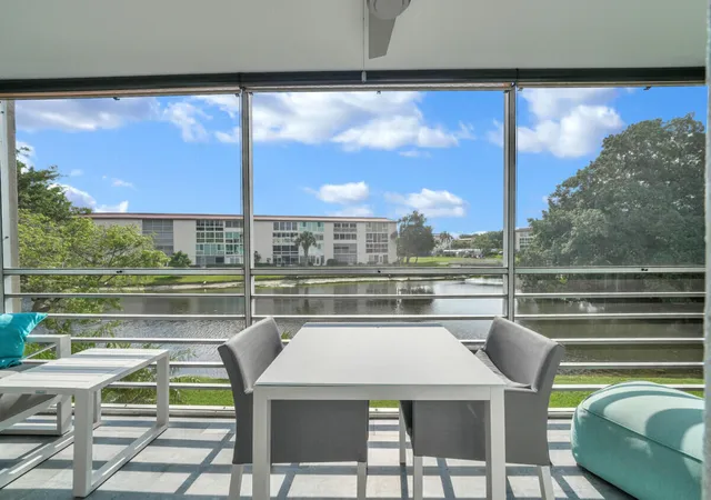 24th image of 3005 Portofino Iss #N2, Coconut Creek, FL 33066 | MLS# B26028843