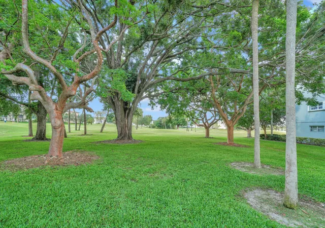 2nd image of 3005 Portofino Iss #N2, Coconut Creek, FL 33066 | MLS# B26028843