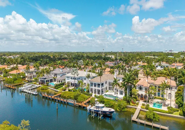 4th image of 792 Harbour Isles Ct, West Palm Beach, FL 33410 | MLS# B26028875