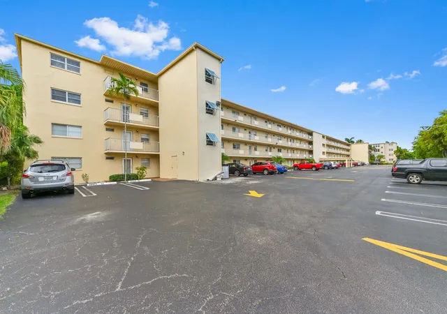 Homes for sale in Boynton Beach, FL | 2615 Ne 3rd Ct #3170, Boynton Beach, FL 33435 | MLS# B26028976