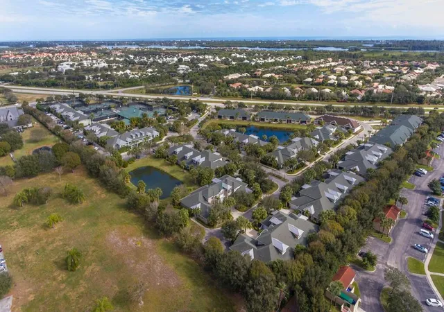 Homes for sale in Vero Beach, FL | 1643 Baseline Ln, Vero Beach, FL 32967 | MLS# B26029073