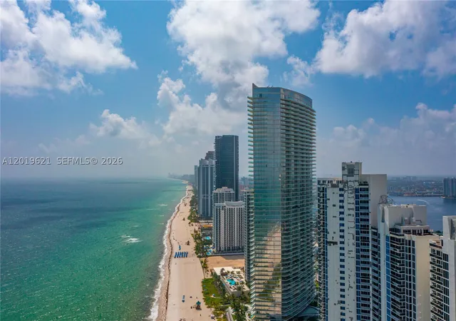 Homes for sale in Sunny Isles Beach, FL | 18975 Collins Ave, Sunny Isles Beach, FL 33160 | Houzeo