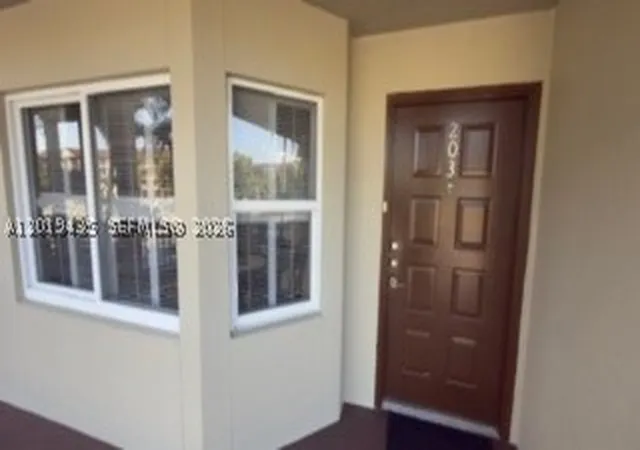 2nd image of 1400 Sw 131st Way #203Q, Pembroke Pines, FL 33027 | MLS# A12019435