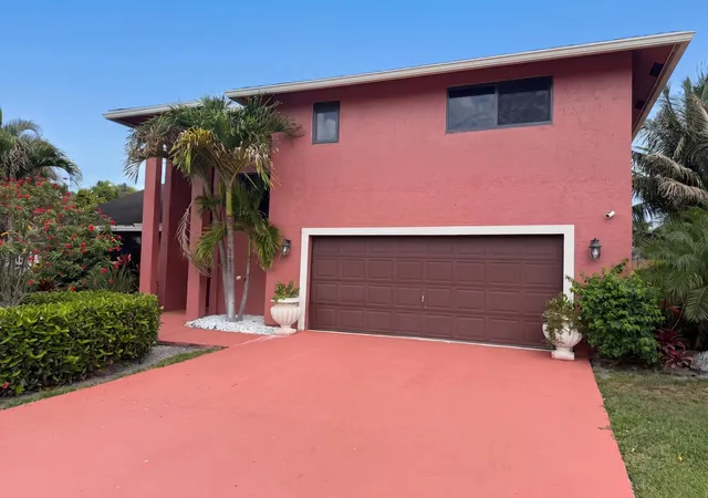 Homes for sale in Royal Palm Beach, FL | 118 Waterway, Royal Palm Beach, FL 33411 | MLS# B26029203