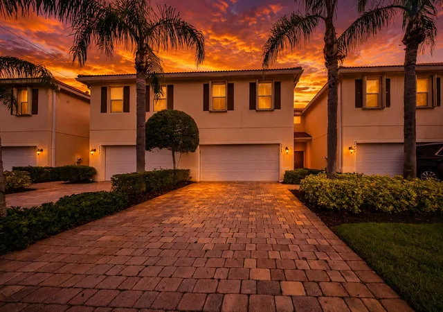 4th image of 6463 Azura Lake Rd, Greenacres, FL 33463 | MLS# B26029207
