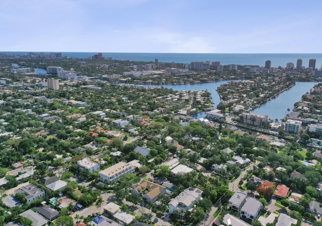 Homes for sale in Fort Lauderdale, FL | 510 Ne 17th Avenue, Fort Lauderdale, FL 33301 | Houzeo