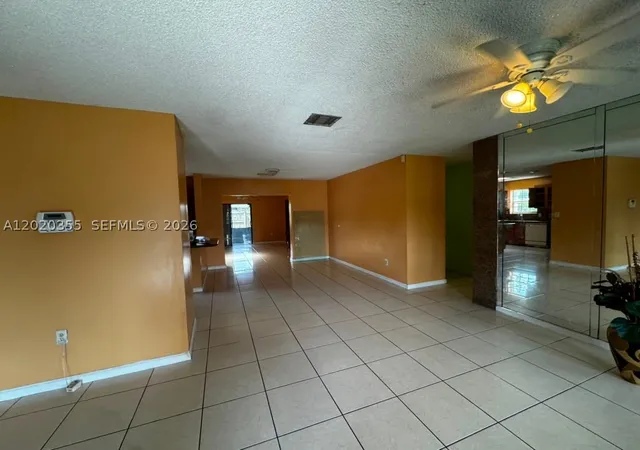1251 NW 190th St