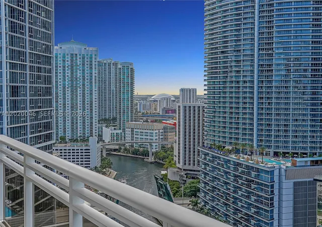 Photo 3 of Condo for sale at 901 Brickell Key Blvd #3204, Miami, FL 33131 | MLS# A12020046 | Listing updated on 2026-09-29