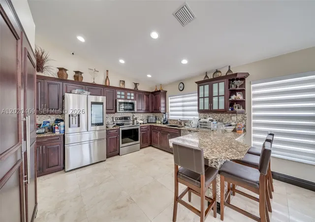 Photo 2 of Single family home for sale at 5032 Sw 34th Ter, Fort Lauderdale, FL 33312 | MLS# A12020469 | Listing updated on 2026-10-01