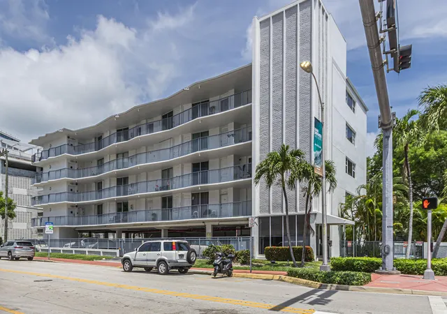 Homes for sale in Miami Beach, FL | 1100 Alton Rd #2f, Miami Beach, FL 33139 | MLS# B26029598