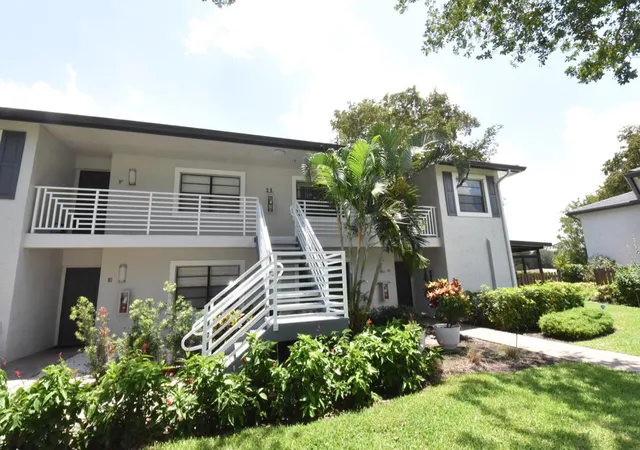 Homes for sale in Boynton Beach, FL | 11 Southport Ln #H, Boynton Beach, FL 33436 | MLS# B26029610