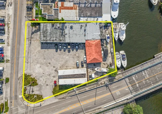 3rd image of 3066 Nw River Dr, Miami, FL 33142 | MLS# A12020456