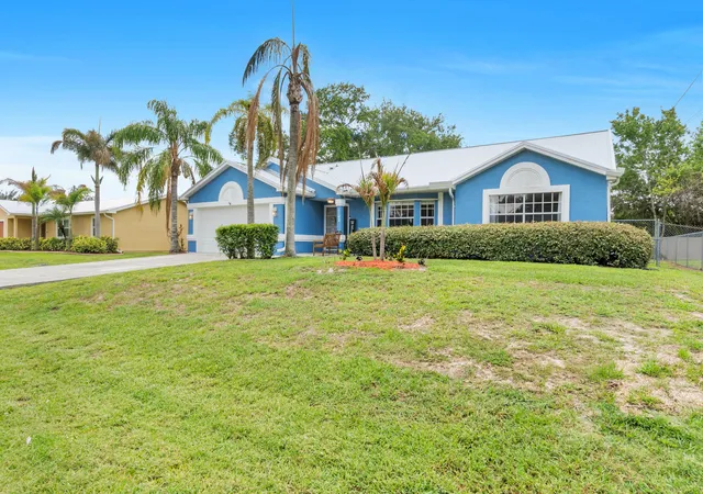 Homes for sale in Port St Lucie, FL | 1142 Sw Dalton Ave, Port St Lucie, FL 34953 | MLS# B26029677