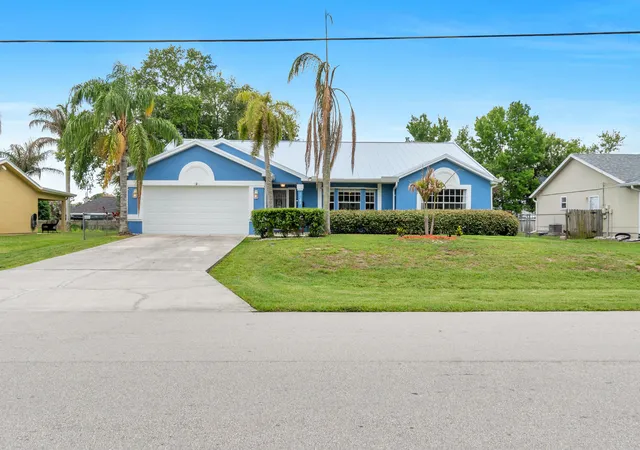 Homes for sale in Port St Lucie, FL | 1142 Sw Dalton Ave, Port St Lucie, FL 34953 | MLS# B26029677