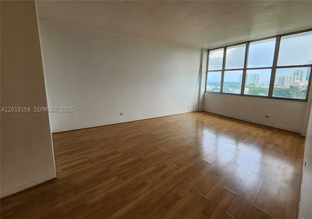 5th image of 7441 Wayne #8-O, Miami Beach, FL 33141 | MLS# A12019359