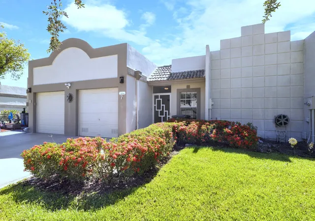 2nd image of 18800 Haywood Ter #7, Boca Raton, FL 33496 | MLS# B26029700
