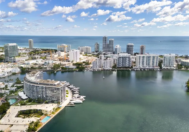 Homes for sale in Miami Beach, FL | 900 Bay Dr Ds14, Miami Beach, FL 33141 | MLS# A12015145