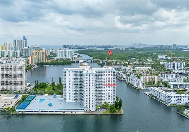 2nd image of 301 174, North Miami Beach, FL 33160