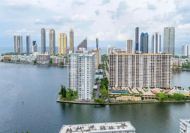30th image of 301 174 #1503, North Miami Beach, FL 33160 | MLS# A12019491