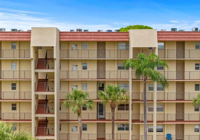 Homes for sale in Lake Worth, FL | 3755 Via Poinciana #502, Lake Worth, FL 33467 | MLS# B26029790