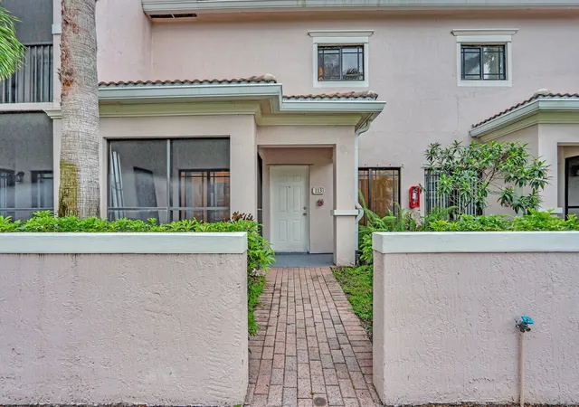 Homes for sale in Palm Beach Gardens, FL | 2804 Sarento Pl #113, Palm Beach Gardens, FL 33410 | MLS# B26029809
