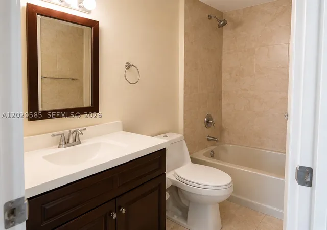13255 SW 88 Ln #406-CS