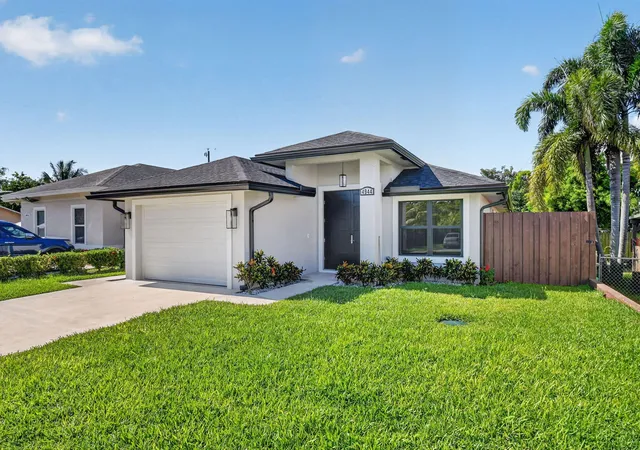 Homes for sale in Lake Worth, FL | 4944 Mcconnell St, Lake Worth, FL 33463 | MLS# B26029856