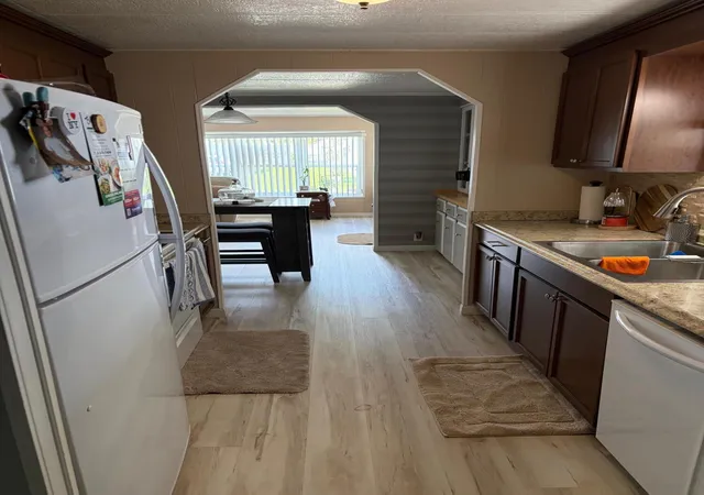 4th image of 20 Flores Del Wy, Fort Pierce, FL 34952 | MLS# B26029874