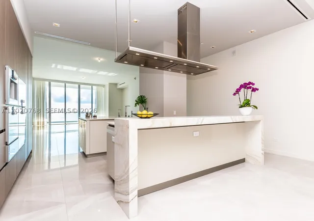3rd image of 18501 Collins Ave, Sunny Isles Beach, FL 33160