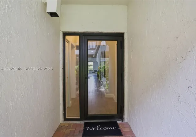 2nd image of 830 Greensward Ct #106-H, Delray Beach, FL 33445 | MLS# A12020840