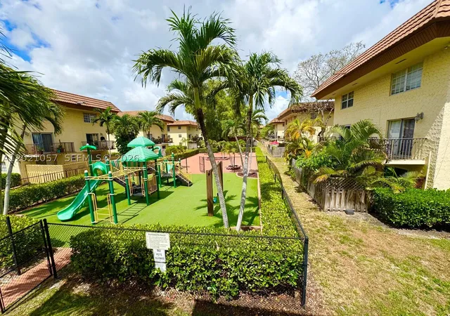 19th image of 8600 Sw 109th Ave #4-202, Miami, FL 33173 | MLS# A12021057