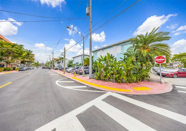 Homes for sale in Miami Beach, FL | 7830 Abbott Ave, Miami Beach, FL 33141 | MLS# A12019182