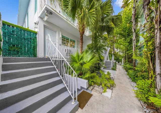 Homes for sale in Miami Beach, FL | 7830 Abbott Ave, Miami Beach, FL 33141 | MLS# A12019182