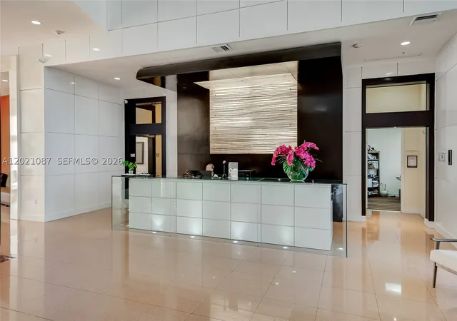 Photo 2 of Condo for sale at 2775 Ne 187Th St #528, Aventura, FL 33180 | MLS# A12021087 | Listing updated on 2026-08-17