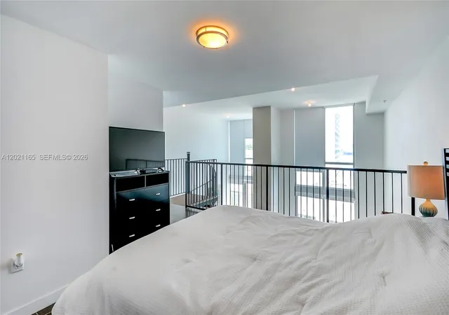 Homes for sale in Miami, FL | 300 S Biscayne Bluv #L-1022, Miami, FL 33131 | MLS# A12021165