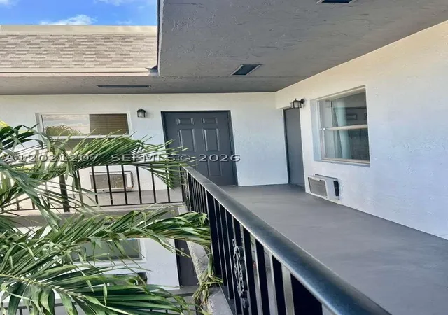 Photo 3 of Condo for sale at 1100 Ne 9Th Ave #305, Fort Lauderdale, FL 33304 | MLS# A12021207 | Listing updated on 2026-06-16