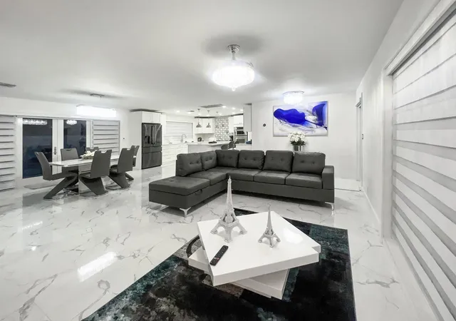 4th image of 1828 S Meadow Ct #1828, West Palm Beach, FL 33406 | MLS# B26030109