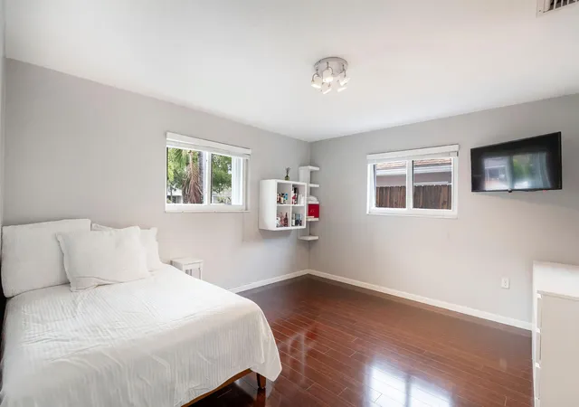 4th image of 2141 N 56Th Ave, Hollywood, FL 33021 | MLS# B26030166
