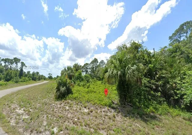 1st image of 210 Fortress Pl, La Belle, FL 33935 | MLS# A12021515