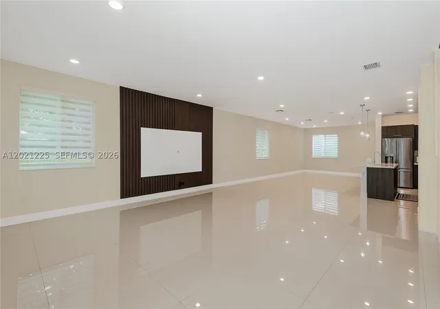 Homes for sale in Doral, FL | 6681 Nw 104th Ave, Doral, FL 33178 | MLS# A12021225