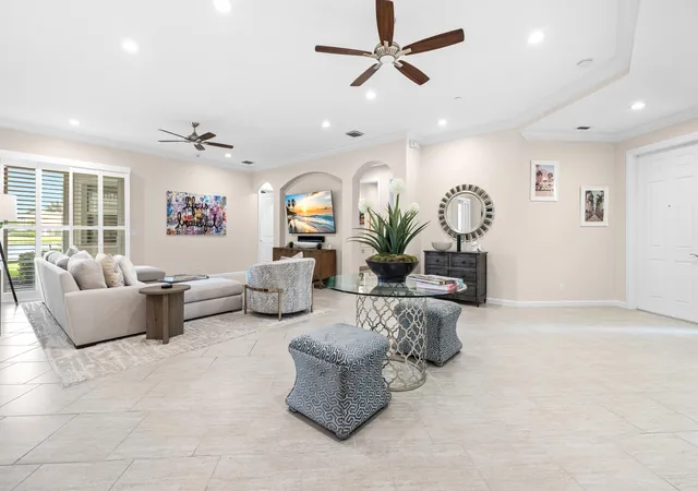 3rd image of 111 Tresana Blvd #27, Jupiter, FL 33478 | MLS# B26030264