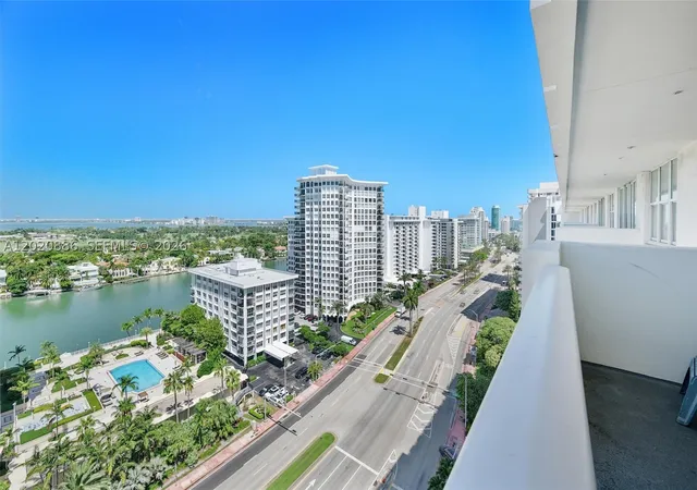 Photo 3 of Condo for sale at 5601 Collins Ave #1718, Miami Beach, FL 33140 | MLS# A12020886 | Listing updated on 2026-08-19