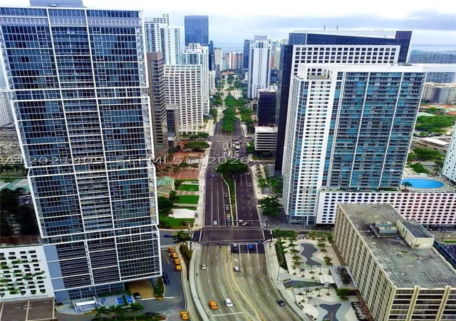 5th image of 200 Biscayne Boulevard Way #5004, Miami, FL 33131 | MLS# A12021409