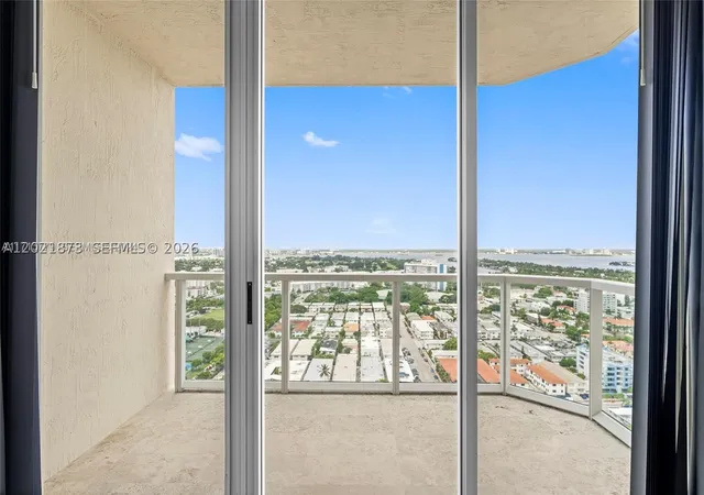 Homes for sale in Miami Beach, FL | 7330 Ocean Ter #PH-D, Miami Beach, FL 33141 | MLS# A12021873