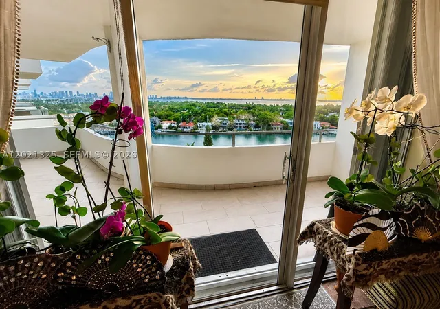 Photo 2 of Condo for sale at 5151 Collins Ave #1520, Miami Beach, FL 33140 | MLS# A12021325 | Listing updated on 2026-09-30