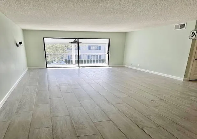 Homes for sale in Pompano Beach, FL | 130 Cypress Club Dr #Apt 323, Pompano Beach, FL 33060 | MLS# B26030481