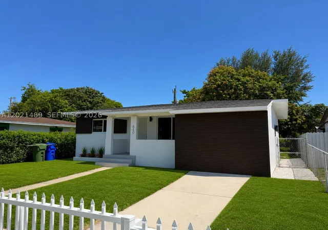 840 NW 67th St