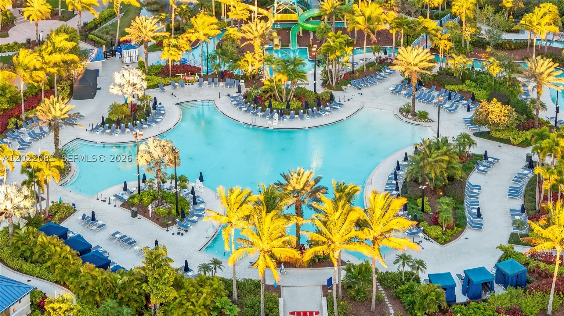 Listing Photo 1 - Condo for sale in 14501 Grv Resort located at 14501 Grv Resort, Winter Garden, FL 34787 - Unit #1304
