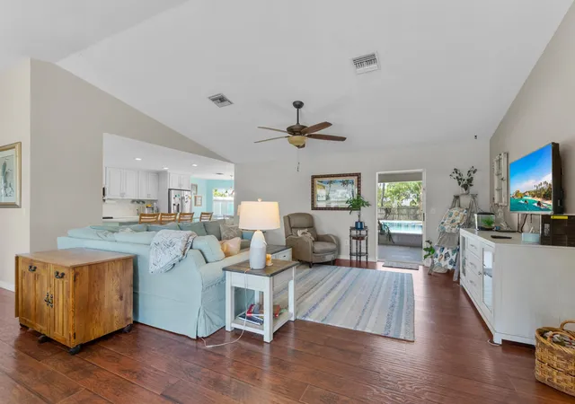 Homes for sale in Sebastian, FL | 698 Fischer Dr, Sebastian, FL 32958 | MLS# B26030512